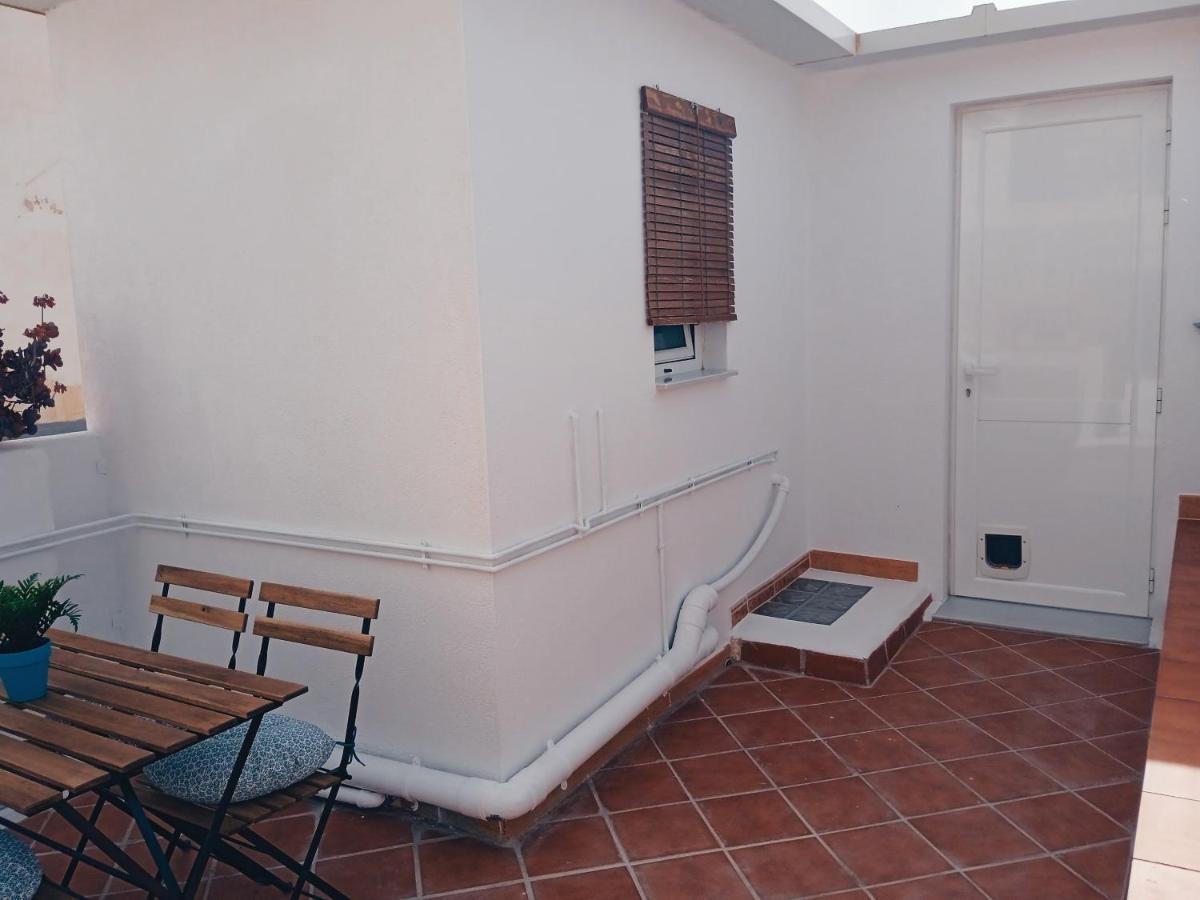 Apartamentos Lax Almería Esterno foto